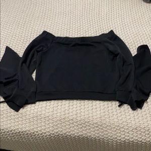 Essue Puff Sleeved Top